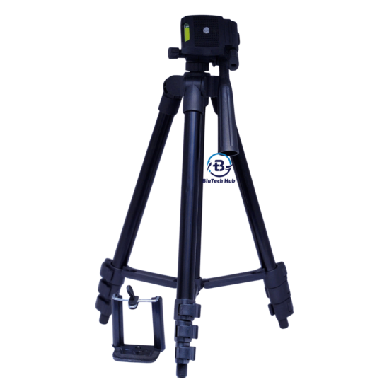 The 3120A is a budget-friendly aluminium tripod perfect for beginners. At 1M with rubber leg tips, quick lever lock and a 3-way head, it handles smartphones and small cameras with ease. Lightweight and easy to carry. KEY FEATURES 1M aluminium legs Rubber leg tips for grip Quick lever lock 3-way head for precise control Lightweight design Aluminium Tripod 1M